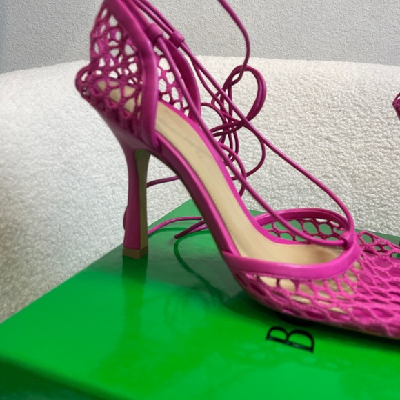 Sold- Veneta Mesh Stretch Sandals 90 - Picture 2 of 3